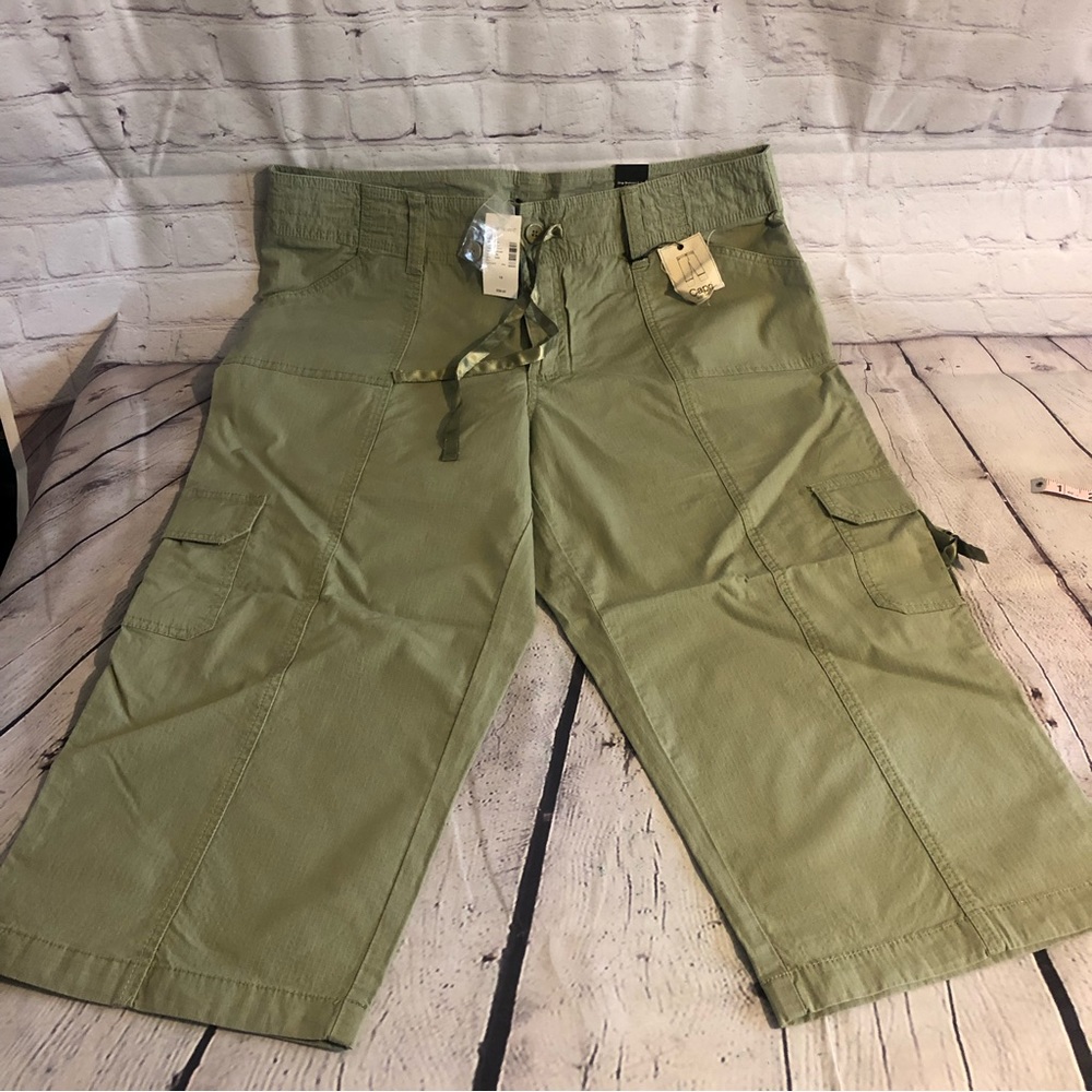 NWT Lane Bryant Cotton Sage Capris- Size 16 - Picture 8 of 11